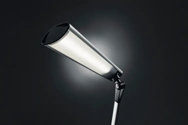 Delight-Tischleuchte-silver-det-4-hansa-styro-ag